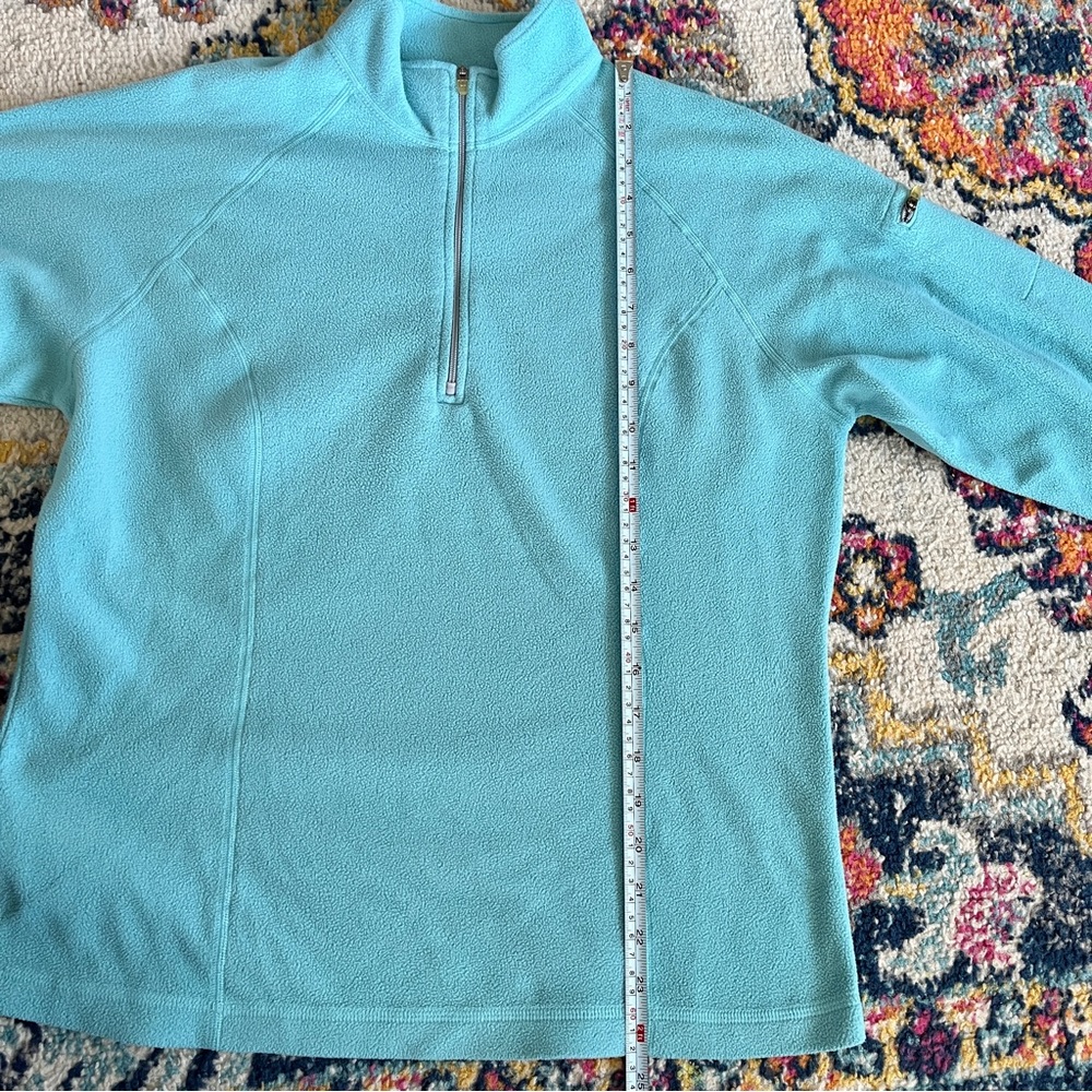LL Bean Women’s Light Blue Fleece Pullover Sweatshirt - Picture 8 of 8